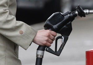 Заборона на низькоякісний бензин може коштувати РФ в 100 млрд руб.
