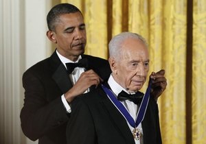 Обама нагородив президента Ізраїлю Медаллю свободи