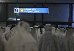 В аеропорту Дубая перехопили партію предметів для магічних ритуалів