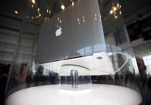 Apple представила новий 15-дюймовий MacBook Pro