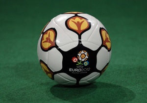 DW: Статки футболістів. Скільки можна заробити під час Євро-2012