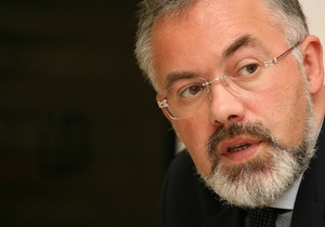 Міносвіти хоче створити електронні версії підручників, виданих у 2012 році