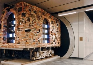 Віденське метро перетворилося у галерею сучасного мистецтва