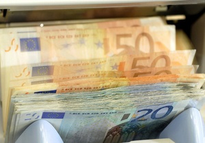 Італія обмежує використання готівкових грошей