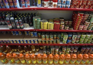 Українцям дозволять ввозити продукти харчування до країни на суму, що не перевищує 200 євро