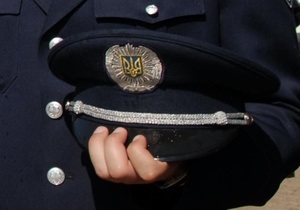 У Криму хуліган ледь не задушив міліціонера у дільниці