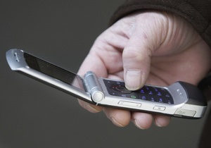 Доходы от мобильной сотовой связи в апреле снизились до 2,5 млрд грн
