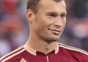 Тренер збірної Росії оголосив про те, що не візьме основного захисника на Євро-2012