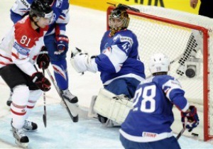 ЧМ по хоккею: Канада разгромила Францию, Чехия по буллитам одолела Норвегию