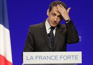 Саркозі погрожує Стросс-Кану судовим позовом