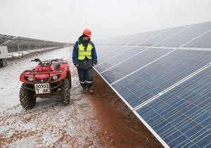 ОАЕ мають намір розділити з Україною перше місце в світовому рейтингу найбільших сонячних електростанцій