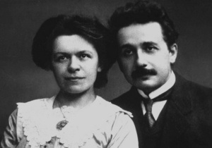 Біограф Ейнштейна поставила під сумнів припущення про існування співавтора теорії відносності