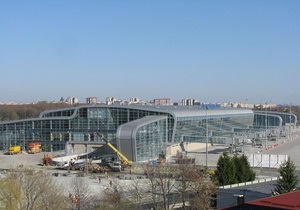 Новооткрытый терминал аэропорта Львов полностью заработает только к Евро-2012