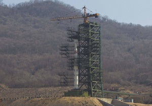 Південна Корея шукає уламки запущеної КНДР ракети