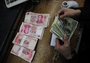 Китай продовжує рекордними темпами нарощувати валютні резерви