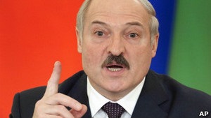 Лукашенко чекає допомоги від Папи