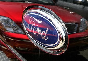 Ford воскресить популярний у 90-тих Lincoln