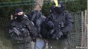 У Франції заарештували 19 підозрюваних у зв язках з ісламістами
