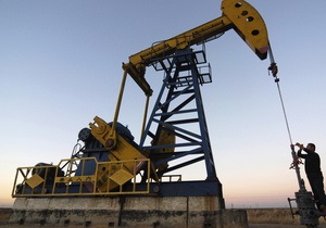 Франція розпечатає стратегічні запаси нафти на прохання США