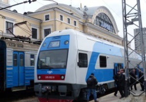 Первый двухэтажный поезд Skoda прибыл в Харьков