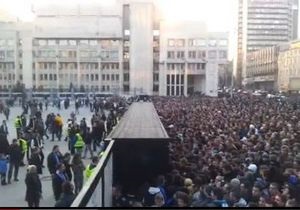 DW: Масова тиснява - новий виклик Євро-2012