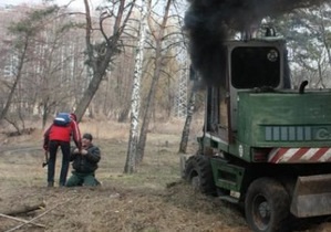 Близько двадцяти осіб у масках напали на лісорубів під Києвом