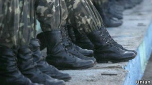 Міліція: Нападники на солдатів у Харкові хотіли заволодіти зброєю