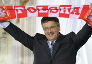 Президент Польщі збирається відвідати фінал Євро-2012