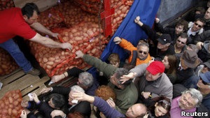 Бі-бі-сі: Грецію охопила  картопляна революція 