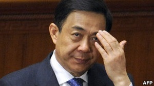 Китайський партійний лідер втратив посаду через скандал