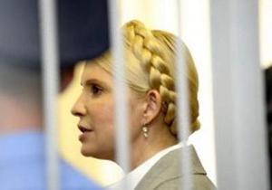Німецькі лікарі: у в’язниці лікувати Тимошенко неможливо