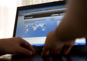 Німецький суд: пошук друзів через Facebook - нелегальний
