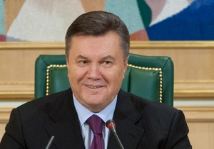 Янукович згадав про популістську ідею Тимошенко повертати людям вклади Ощадбанку СРСР