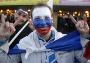 Російські вболівальники під час Євро-2012 хочуть влаштувати фан-зону у Варшаві