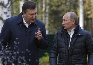 Янукович і Азаров привітали Путіна з перемогою