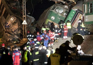 У Польщі зіткнулися потяги: 15 загиблих, близько 60 - травмовані