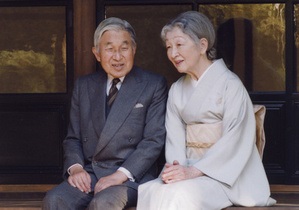 Імператора Японії виписали з лікарні після операції на серці