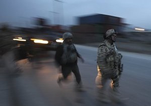 НАТО відкликає весь свій персонал з міністерств в Афганістані