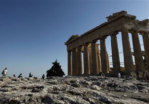 Грецький парламент підтримав план зі списання боргів