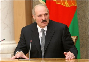 Лукашенко заявив про витончений і масштабний тиск на Білорусь