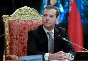 Медведєв натякнув, що в 1996 році Єльцин не переміг на виборах - російський опозиціонер
