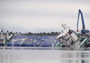 Влада Швеції евакуювала чотирьох українських моряків із судна, що накренилося