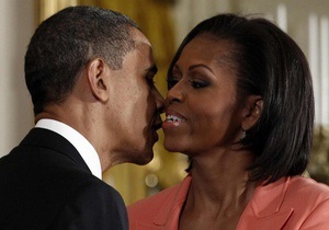 Обама привітав дружину з Днем святого Валентина через Twitter