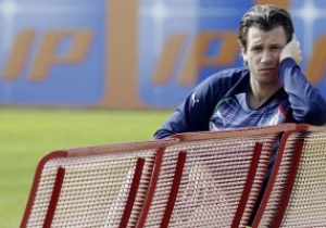 Тренер сборной Италии пообещал взять Кассано на Евро-2012