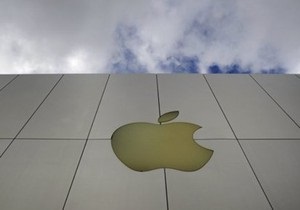 Азиатские заводы Apple проверяют на условия труда