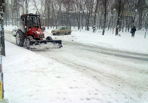 Від початку зими з вулиць Києва вивезли майже 200 тисяч тонн снігу