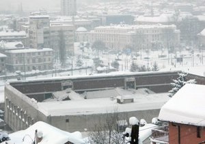 У Сараєво під вагою снігу завалився дах спорткомплексу