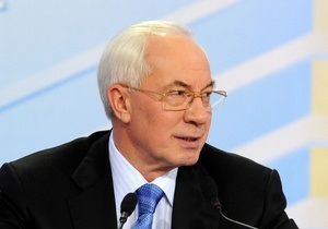Азаров: Партія регіонів на вибори йде спокійно
