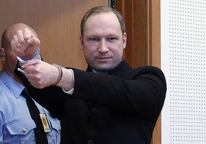Норвезький суд дозволив психіатрам спостерігати за Брейвіком у в’язниці