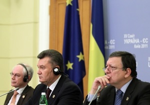 Ъ: Євросоюз припинив виділяти кошти на реформи в Україні